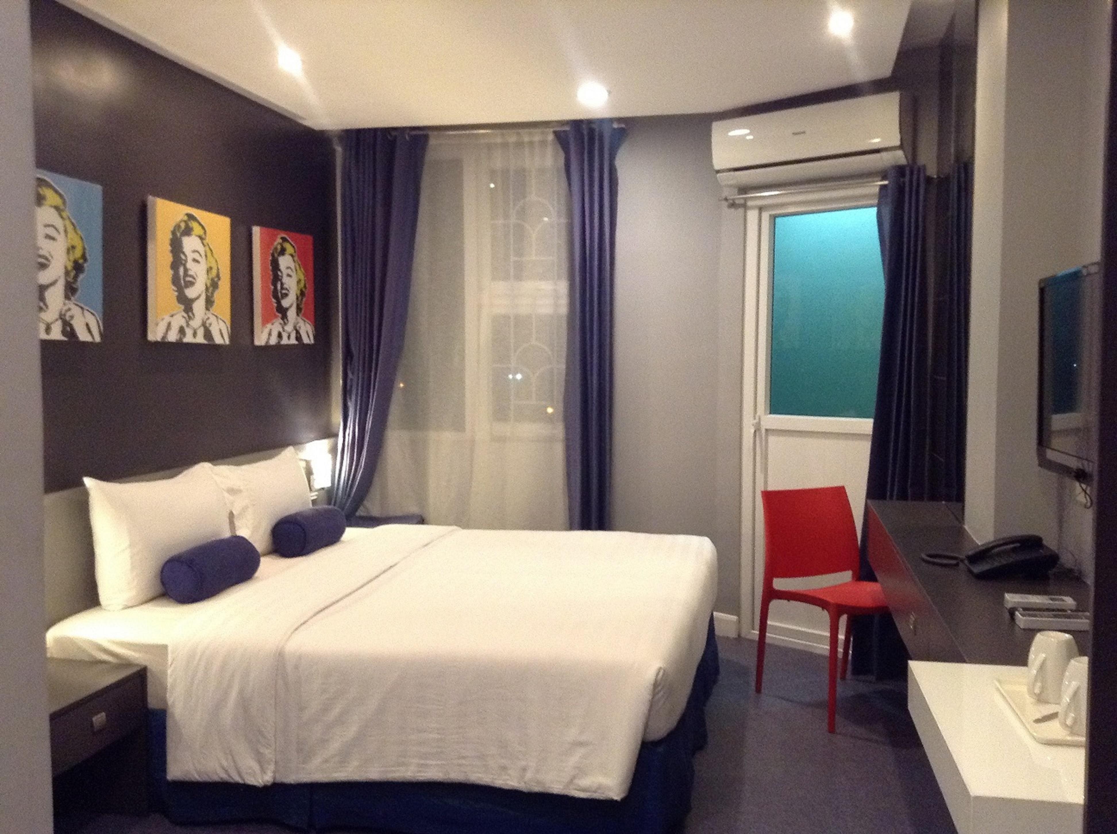 Li Nakpil Hotell Manila Exteriör bild