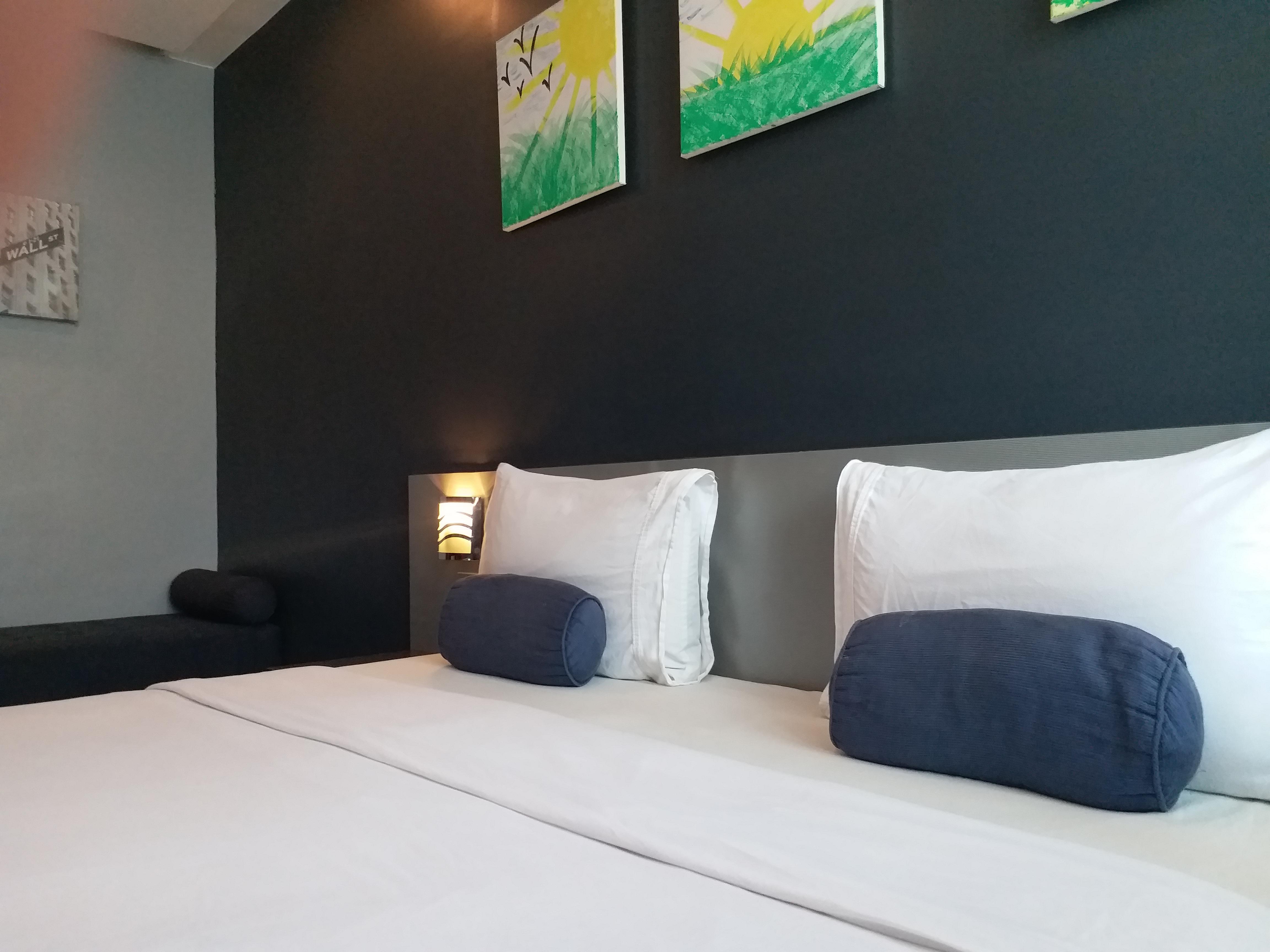 Li Nakpil Hotell Manila Exteriör bild
