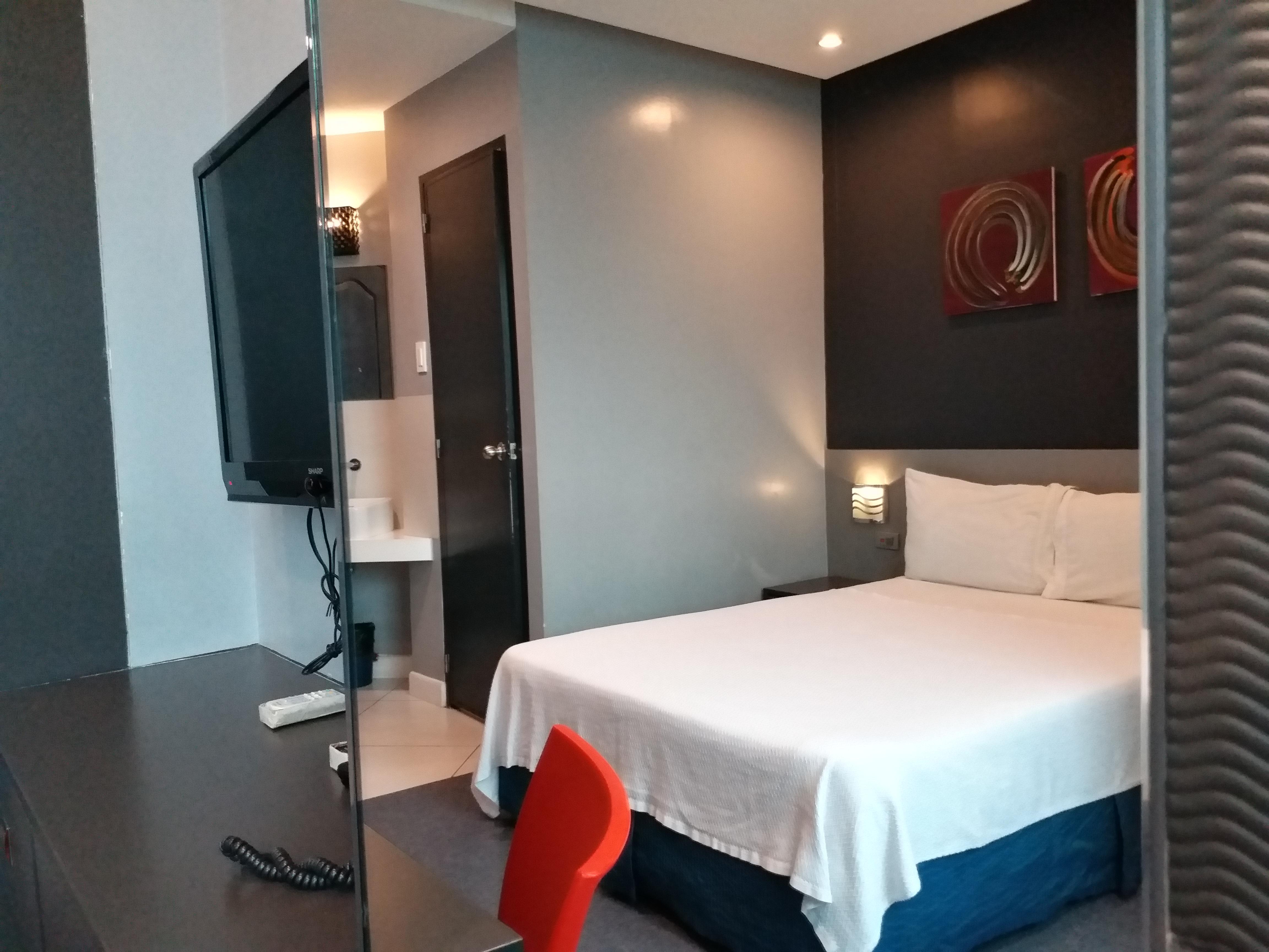 Li Nakpil Hotell Manila Exteriör bild