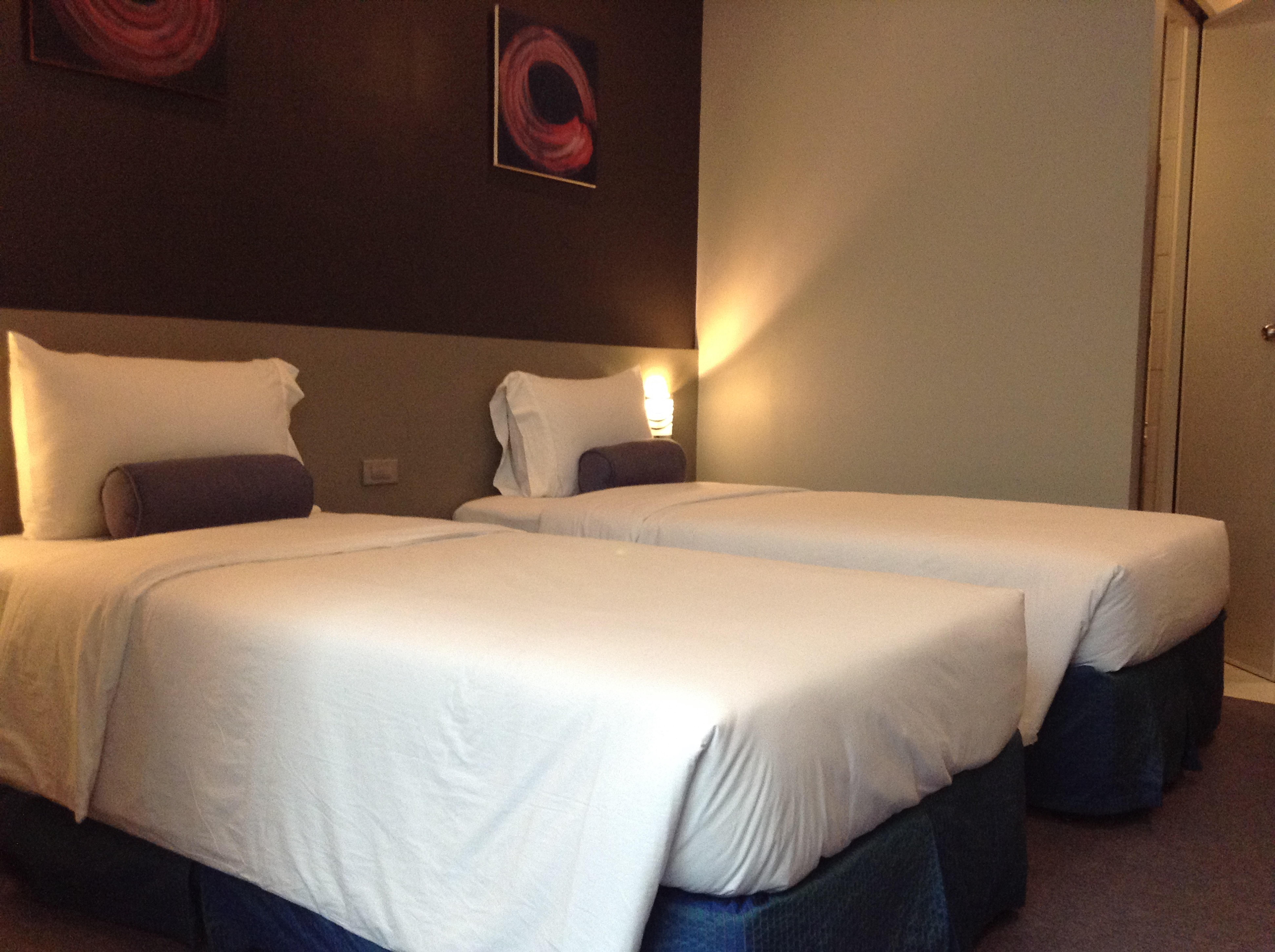 Li Nakpil Hotell Manila Exteriör bild