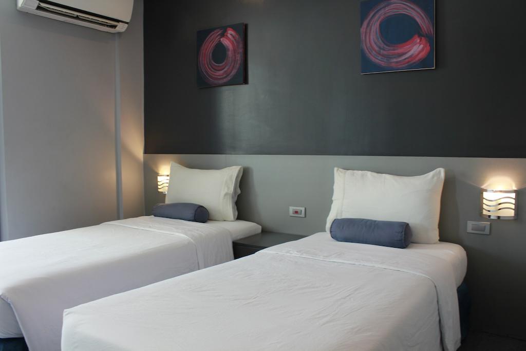 Li Nakpil Hotell Manila Exteriör bild
